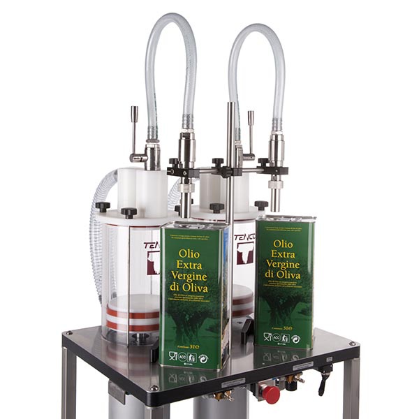 Vertical doser for liquid products: suitable for the filling of oil in tin cans